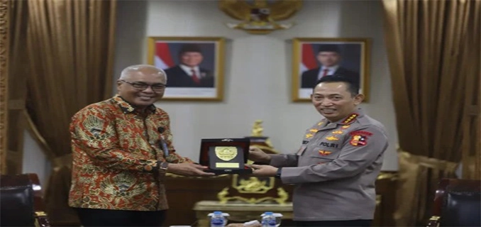 Kapolri Hadiri Jalan Santai PWI & Tegaskan Sinergi Dengan Pers