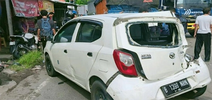 Karawang: Kecelakaan Beruntun 13 Kendaraan 2 Korban Jiwa