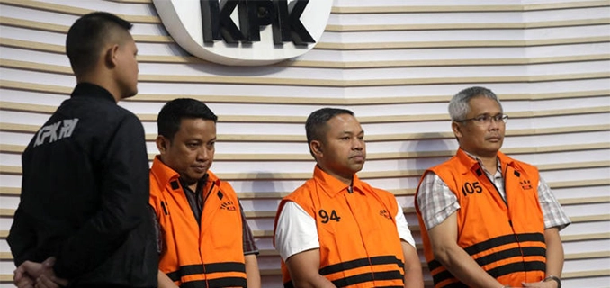 Viral Tiga Pramusaji Rusak Segel Rumdin KPK Turun Tangan