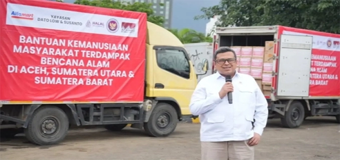BPJPH & Alfamart Kirim 10 Truk Bantuan Untuk Warga Sumatera