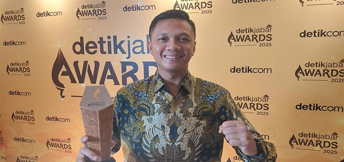 Kapolres Cimahi Dianugerahi Tokoh Transformasi Layanan Publik