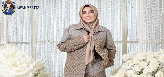 Gaya Glamor Vie Shantie Khan Sosialita Malaysia Viral