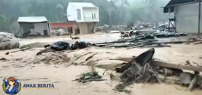 6 Kecamatan Tapteng Diterjang Banjir Bandang